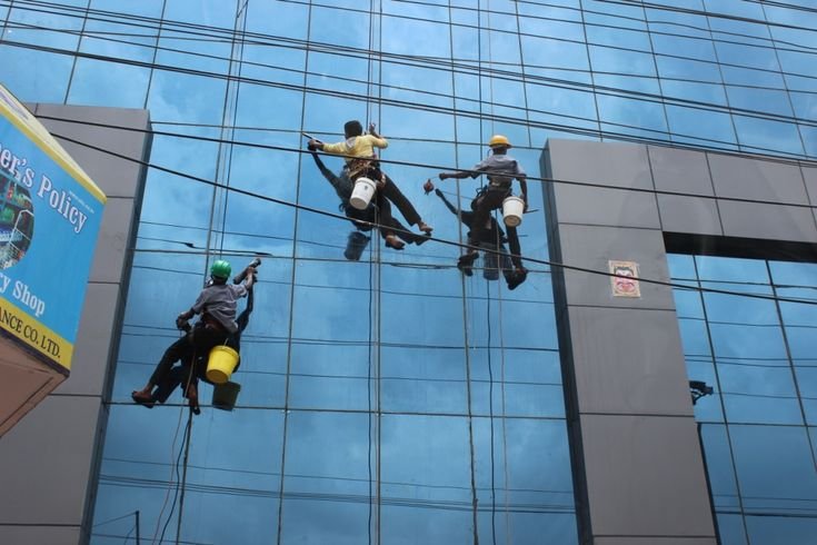 facade cleaning service
